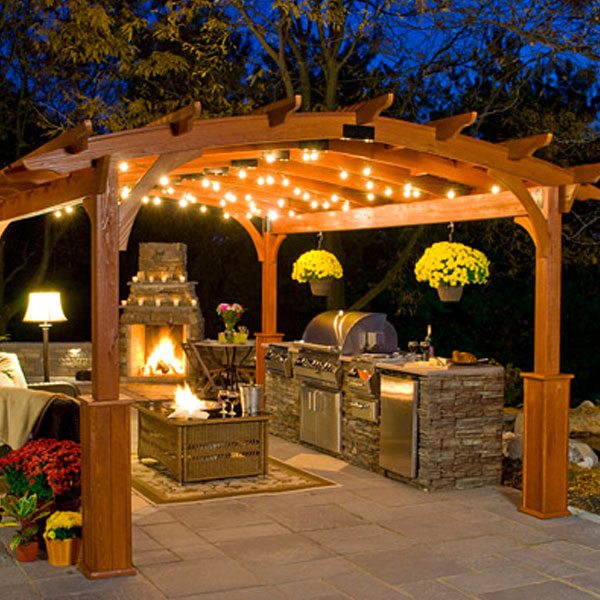 Enhancing Your Los Angeles Home with a Custom Pergola